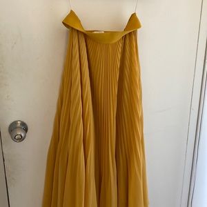 Aritzia Wilfred pleated skirt